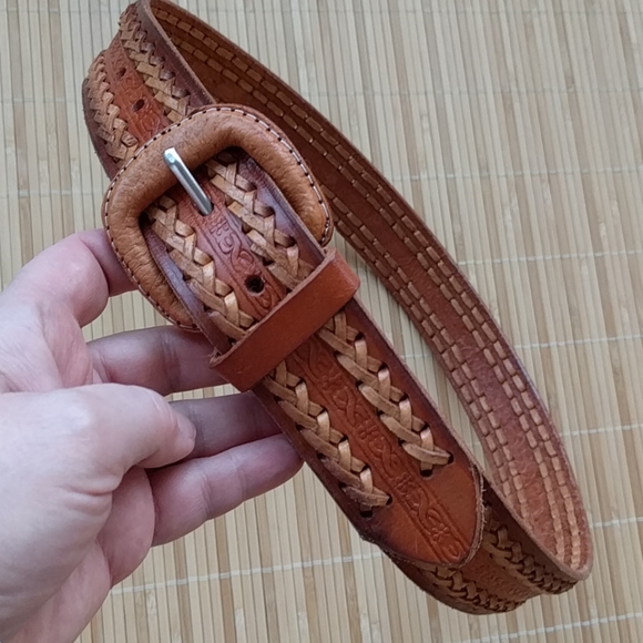 SOLD Hand made boho tooled leather belt - Picture 2 of 7